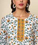 Load image into Gallery viewer, Jaipuri Cotton Kurta with Vibrant Prints