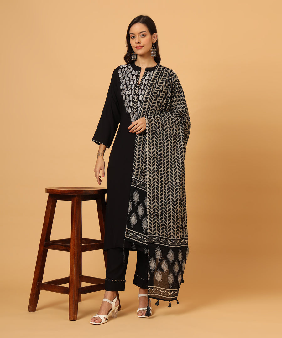 Black Modal Kurta Set with Luminescent Embroidery