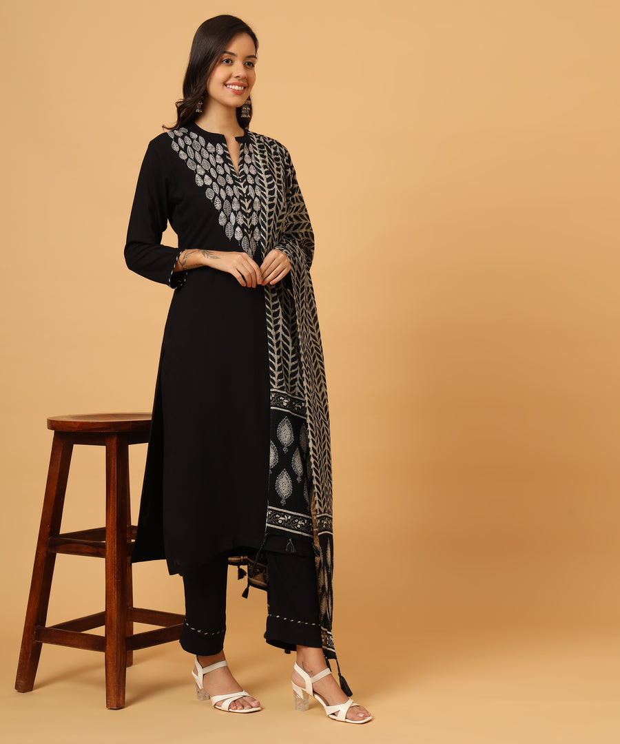 Black Modal Kurta Set with Luminescent Embroidery