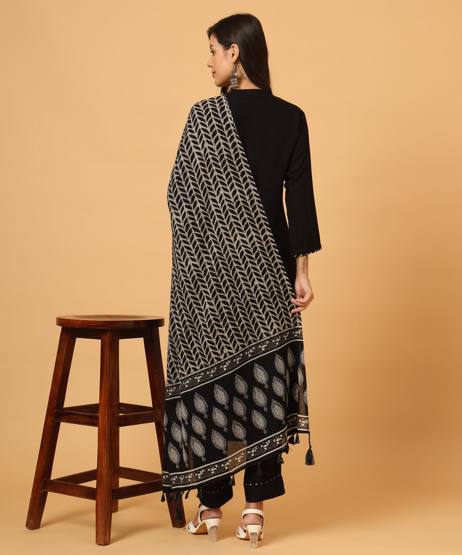 Black Modal Kurta Set with Luminescent Embroidery